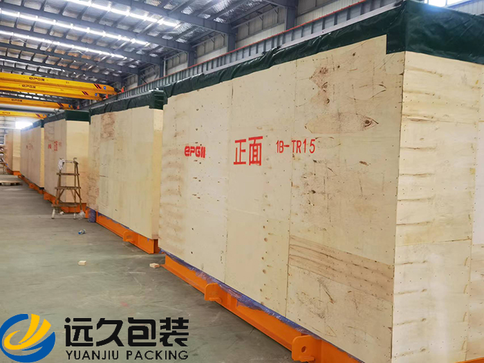 海运木包装箱内的垫付材料外漏及时采取以下措施